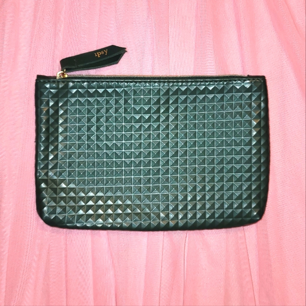 NEW Ipsy makeup bag; forest green embossed print; gold accents; rose pink lining